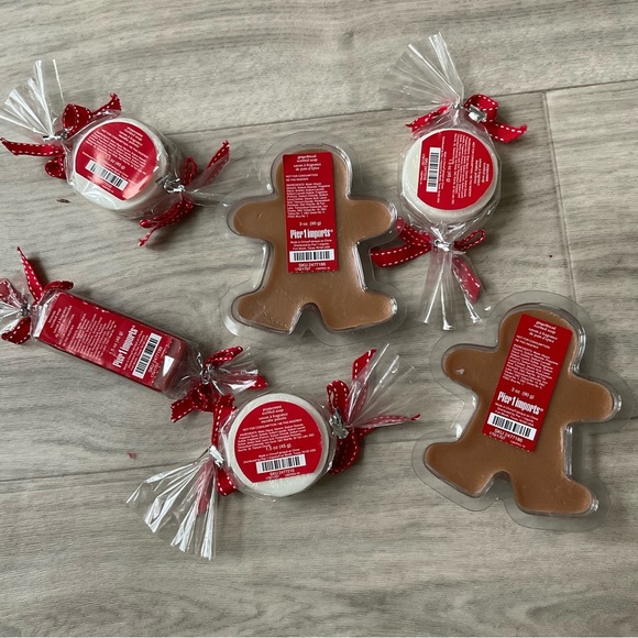 Pier 1 Lot of 6 scented Christmas Soap, gingerbread, peppermint, brownie scented - Picture 3 of 16